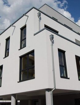 Exclusive 3-Zimmer Wohnung mit Rheinblick, 2 Balkonen, Einbauküche, Gäste-WC, Keller, Aufzug - Koblenz