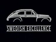 Volvo PV544, Buckelvolvo, edle Stickerei, SWEDISH EXCELLENCE, hochwertiges T-Shirt - Olching