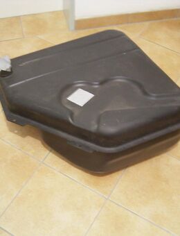 BMW E9 CS-Coupe, Neuer Orig. Kraftstofftank, Teile-Nr. 16111110672 - Bad Tölz