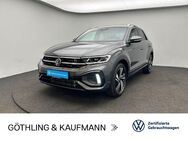 VW T-Roc, 1.5 TSI R-Line Digital, Jahr 2024 - Eschborn