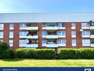 *Provisionsfrei* Sanierte 3-Zi. Wohnung mit Loggia - Stade (Hansestadt)