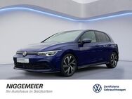 VW Golf, 1.5 VIII eTSI R-Line H&K, Jahr 2022 - Salzkotten