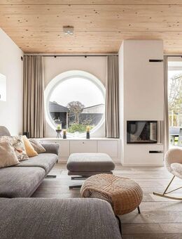 Provisionsfrei! Kernsaniertes Wohnhaus mit Wohnhausteil und Ferienwohnung - Sylt