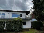 Schönes Einfamilienhaus mit Einliegerwohnung in bester Lage von Saarbrücken-Klarenthal - Saarbrücken