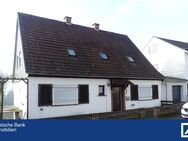 Einfamilienhaus mit Doppelgarage in Breidenbach zu verkaufen! - Breidenbach