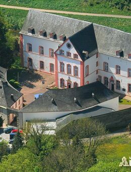 Renommiertes Burg-Hotel in Wasserlage - nahe Luxemburg - Echternacherbrück