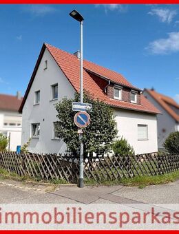 Solides Haus mit kleinem Garten und Garage! - Mühlacker