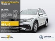 VW Tiguan, 2.0 TDI R-LINE, Jahr 2022 - Bochum