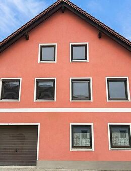 Gelegenheit! Großes Wohnhaus mit integrierter Garage/Werkstatt im Zentrum von Pilsting - Pilsting