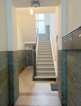 Wohnhaus aus der Jahrhundertwende mit Altbaucharme - mitten in Eller! - Düsseldorf