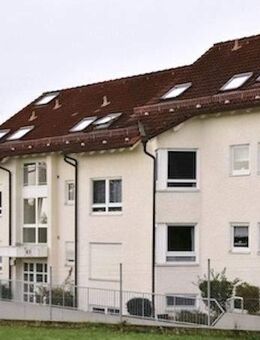 Dachgeschosswohnung hell und großzügig - Böblingen