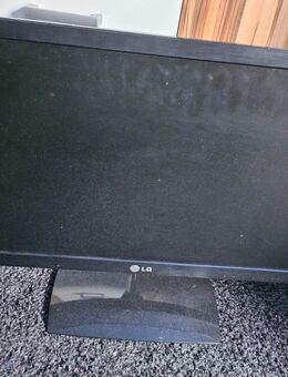 LG FLATRON Monitor 23,6 Zoll (ca. 60cm) - Potsdam