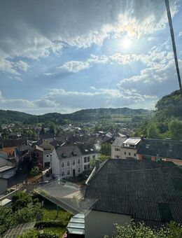 Ruhig gelegenes Einfamilienhaus mit schöner Aussicht über Tawern - Tawern