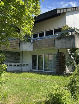 Lichtenwald: Renoviertes 3 Familienhaus in herrlicher Lage, mit Terrasse, Balkon und Doppelgarage - Lichtenwald