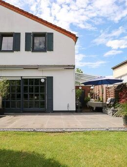 Charmante Doppelhaushälfte in grüner Umgebung - Neuss