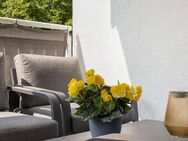 Villenflair in Grünwald, 2-Zimmer-Wohnung mit Wohnküche, Loggia in Südausrichtung und Gartenblick! - Grünwald