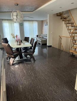 Moderne Doppelhaushälfte mit Stil, Garten und viel Platz in Ludwigshafen - Rheingönheim - Ludwigshafen (Rhein)