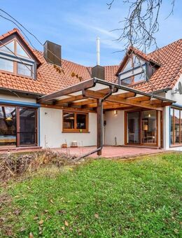 Einzigartiges Familienanwesen mit Renditeobjekt, großem Grundstück und vielseitig nutzbaren Hallen - Güntersleben