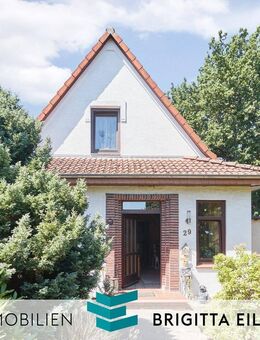 Wohnen mit Möglichkeiten: Einfamilienhaus mit 121 m² Wohnfläche, Geschichte & Gestaltungsspielraum - Achim