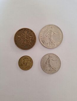 4 Münzen, Frankreich, 10 Francs, 1980, 5 France 1973, 1 France 1976, 5 Cent 1984 - Essen