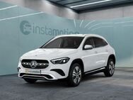 Mercedes GLA 180, , Jahr 2024 - München