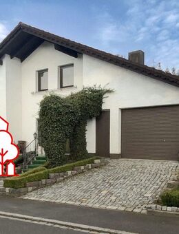 Großzügiges Einfamilienhaus mit märchenhaften Garten in Konnersreuth - Konnersreuth