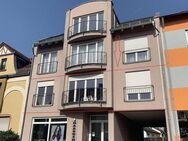 "Wohnen oder vermieten - Gepflegte Etagenwohnung im 1. OG mit Balkon" - Goldbach (Bayern)