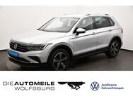 VW Tiguan, 1.5 TSI Move, Jahr 2023 - Wolfsburg
