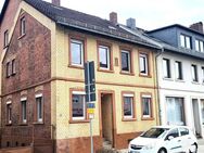 BERK Immobilien - großzügiges Haus mit Potenzial, zentral in Hösbach mit optionaler sep. Gewerbeeinheit - Hösbach