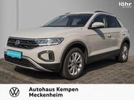 VW T-Roc, 1.5 TSI Life 17, Jahr 2023 - Meckenheim