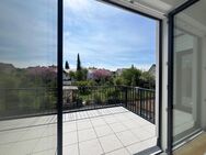 Offen und hell konzipierte 3-Zimmerwohnung mit zwei Balkonen - München