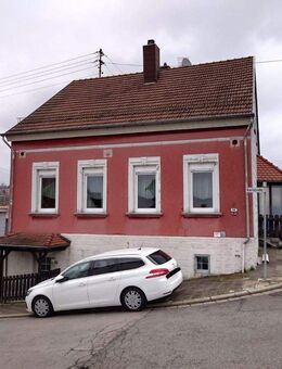 Freistehendes Einfamilienhaus mit ELW in Friedrichsthal - Friedrichsthal (Saarland)