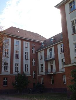 **Besichtigung: Di., 29.07.25 um 18:00 Uhr** Stilvolles Wohnen in Altstadtnähe! **Wannenbad** - Brandenburg (Havel)