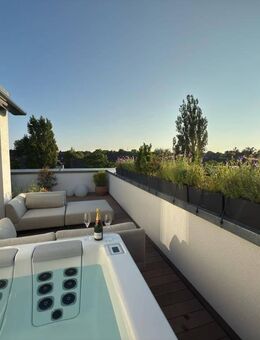 Stylisches Lofthouse mit eigenem Rooftop, Whirlpool und Sauna - Luxus Pur in urbaner Lage - Regensburg