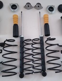 Fahrwerk Serienfahrwerk Standardfahrwerk Ford Fiesta 6 CB1 CCN Stoßdämpfer Federn Domlager Staubschutz neu - Großbeeren