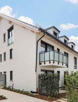Gartenwohnung mit zwei Terrassen: Stilvolles 2-Zimmer-Zuhause im grünen Daglfing - München
