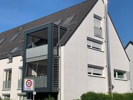 Schicke 3 Zimmer-Wohnung mit großem Balkon und TG-Stellplatz! - Böblingen