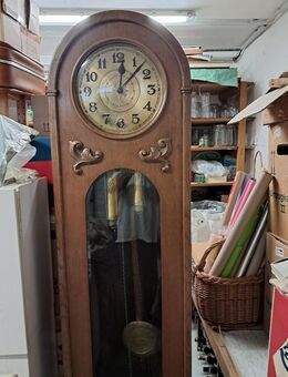 Standuhr mit Pendel - Harsum