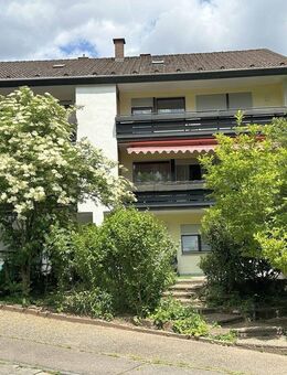 Viel Platz, zwei Balkone & Einliegerwohnung - DHH mit Gartenlaube in Waldbronn-Busenbach - Waldbronn
