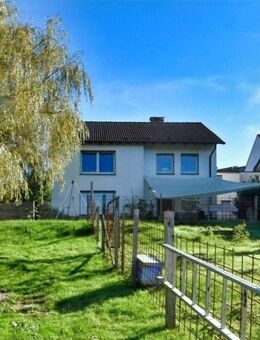 Einfamilienhaus mit Einliegerwohnung und traumhaftem, sonnigem Garten in ruhiger Lage - Arnsberg