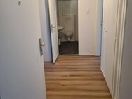 Sanierte Wohnung mit Balkon und Einbauküche in der Posthofstraße - Hildesheim