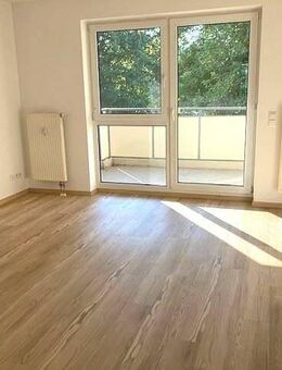 +++ Tolle 2 Raumwohnung mit Loggia und TG-SP +++ - Chemnitz