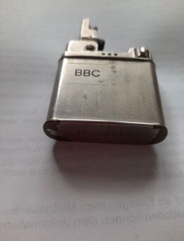 Benzinfeuerzeuge ,Betty Boop, sowie Rowenta und Garantiezünder - Heidenrod