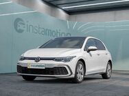 VW Golf, GTE LM18, Jahr 2022 - München