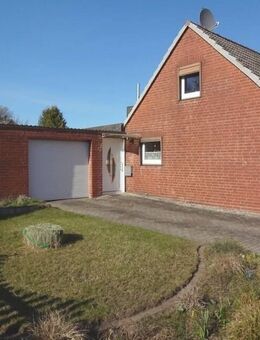 Doppelhaushälfte auf Eigenland in ruhiger Lage von Lübeck-Dornbreite - Lübeck