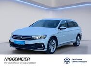 VW Passat, 1.4 TSI Var Plug-In-Hybr GTE, Jahr 2023 - Salzkotten