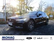 Volvo V60, Plus Dark Sportpaket el klappb digitales, Jahr 2022 - Gelsenkirchen