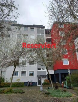 Helle charmante 2-Zimmer-EG Wohnung in Stein zur Kapitalanlage oder Selbstbezug - Renovierungsbedürftig - Stein (Bayern)