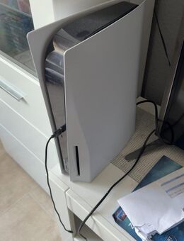 Ps5 mit Spielen und 2 Controllern - Berlin Treptow-Köpenick