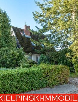 ! Einfamilienhaus im Dornröschenschlaf - Vollkeller, Garten ! - Elmshorn